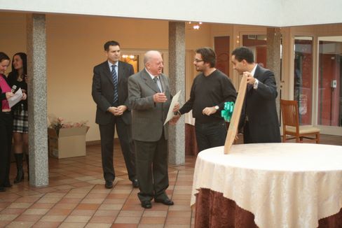 08.jpg